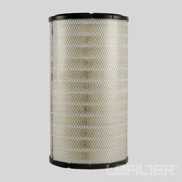 Replace lefilter Air cleaner P838813